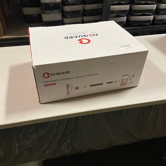 White Cordless Vacuum Cleaner 10 in 1
NEQUARE S25PRO - Picture 2 of 8